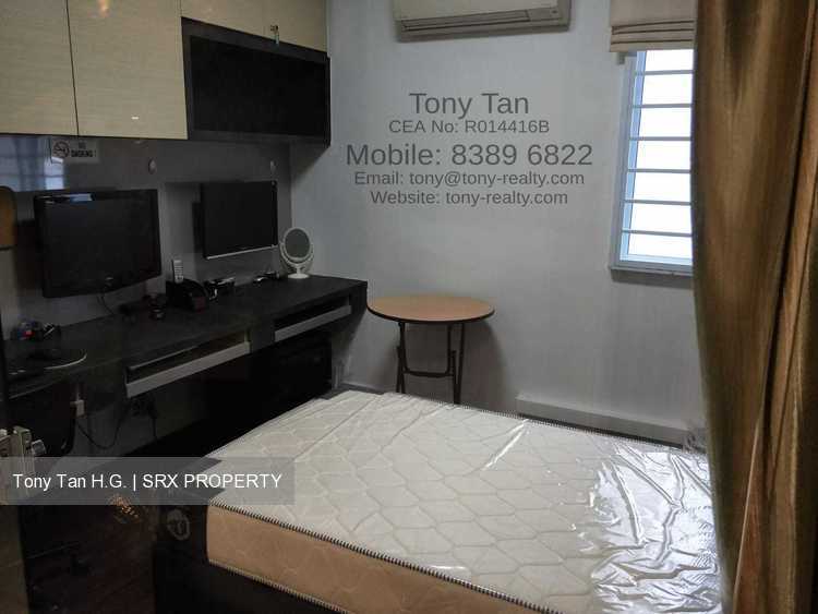 Blk 302C Anchorvale Link (Sengkang), HDB Executive #182813232